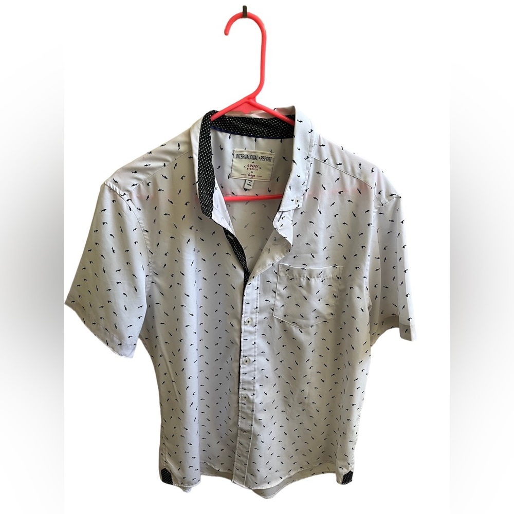 INTERNATIONAL REPORT. Button down short sleeve shirt